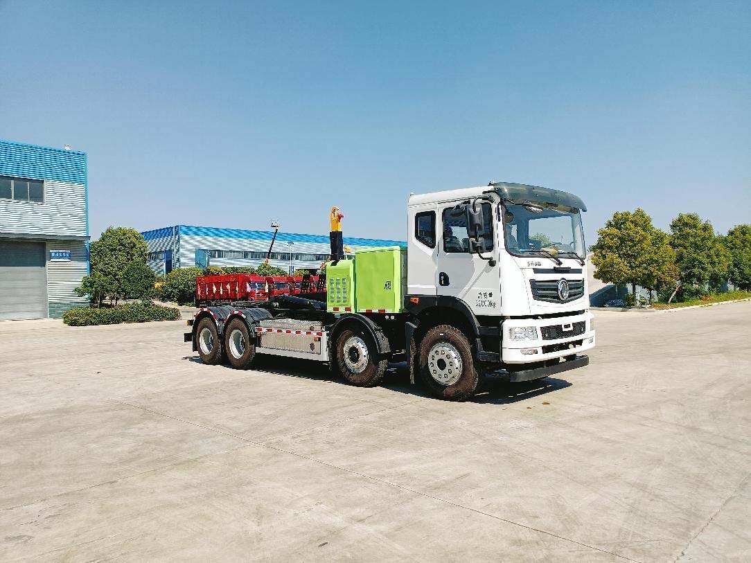 東風(fēng)前四后八純電動(dòng) 車(chē)廂可卸式垃圾車(chē)